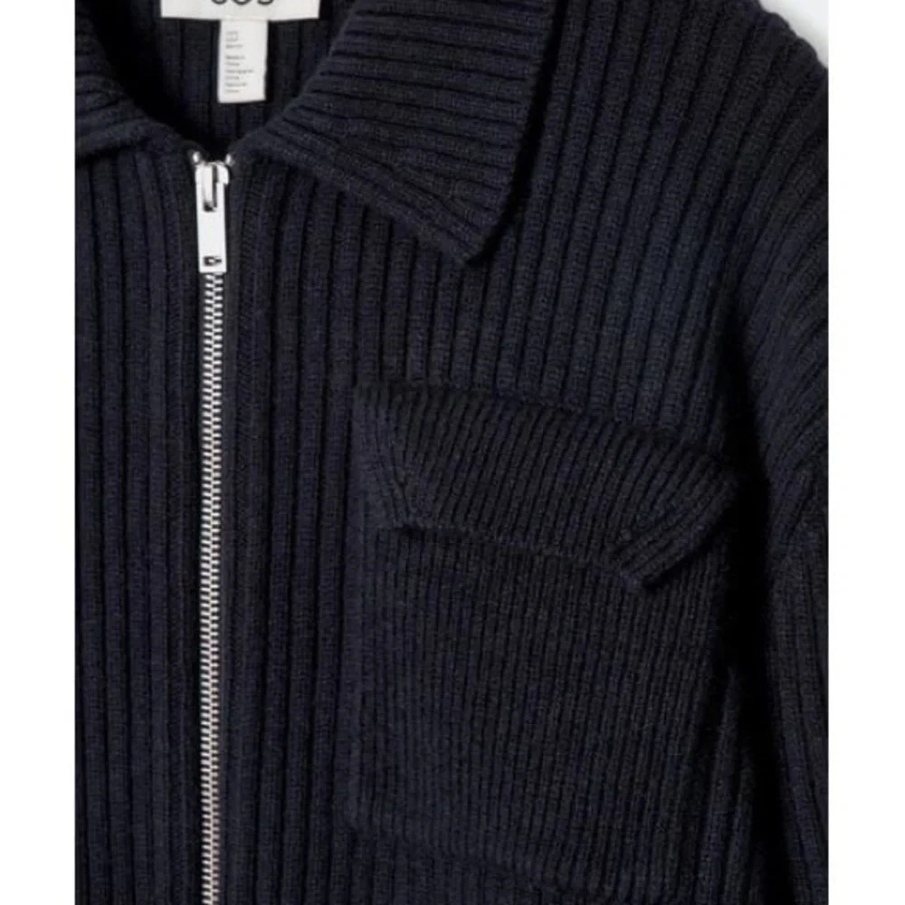 COS Ribbed Zip-Front Cardigan Jacket in Navy Blue - Picture 5 of 5